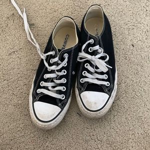 6.5 Converse Black Low Top